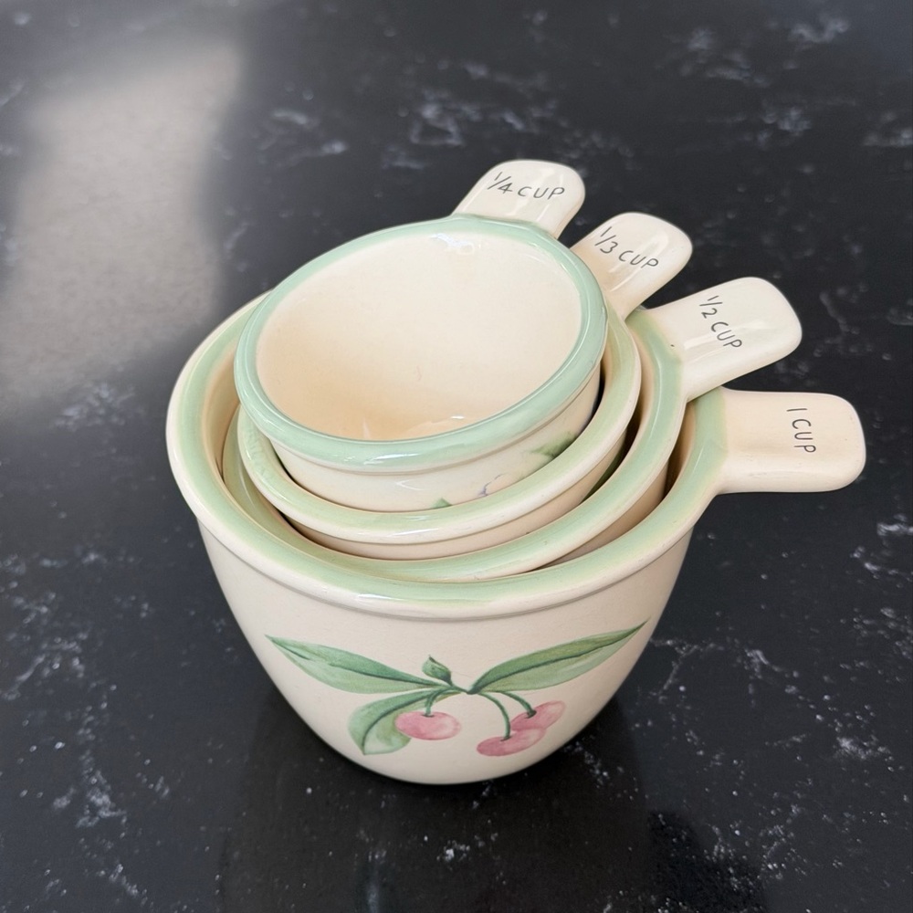 Pfaltzgraff Garden Party Measuring Cup Set